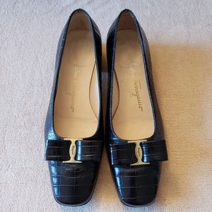 Ferragamo Snake Skin Pattern Leather Vara Bow Pump